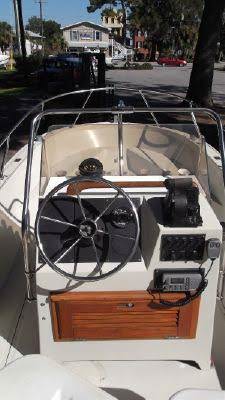 Boston Whaler Outrage 18 For Sale Part